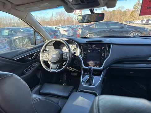 Used 2020 Subaru Outback Limited image 14