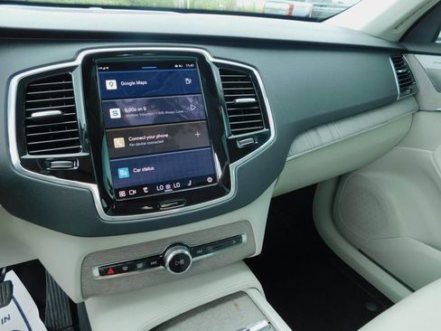 Used 2024 Volvo XC90 B6 Plus w/ Protection Package Premier image 29