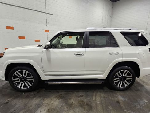 Used 2023 Toyota 4Runner Limited image 14