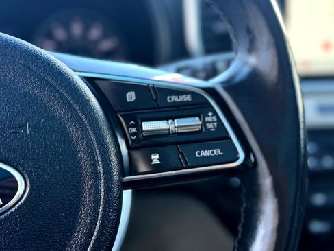 Used 2022 Kia Sportage EX w/ EX Technology Package image 39