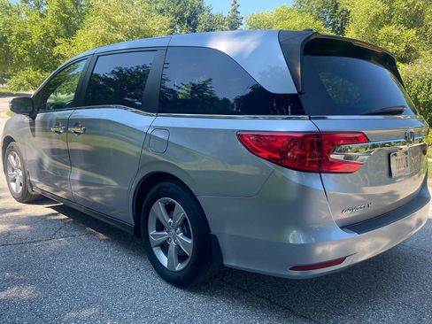 Used 2018 Honda Odyssey EX-L image 4