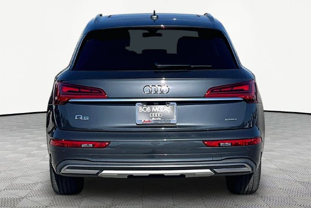 Used 2023 Audi Q5 2.0T Premium Plus w/ Premium Plus Package AWD/4WD image 4