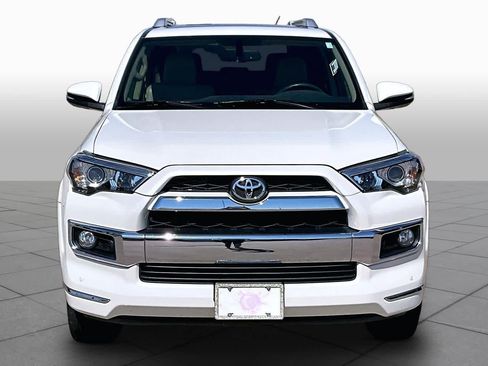 Used 2017 Toyota 4Runner Limited AWD/4WD image 4