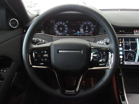 Used 2026 Land Rover Range Rover Evoque Dynamic SE image 23