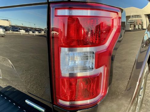 Used 2020 Ford F150 XLT w/ Equipment Group 302A Luxury image 16