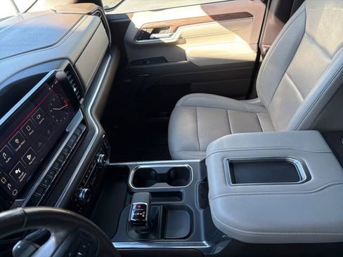 Used 2022 GMC Sierra 1500 SLT w/ SLT Convenience Package image 25