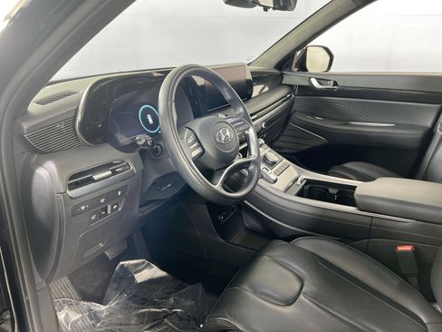 Used 2023 Hyundai Palisade Calligraphy image 9