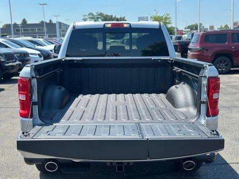 New 2026 RAM 1500 Big Horn AWD/4WD image 12