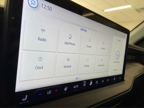 New 2025 Ford Maverick XLT w/ XLT Luxury Package image 29