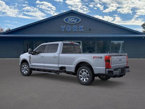 New 2026 Ford F250 Lariat w/ Chrome Package image 4