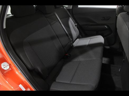 Certified 2024 Hyundai Kona SEL w/ Convenience Package FWD image 17