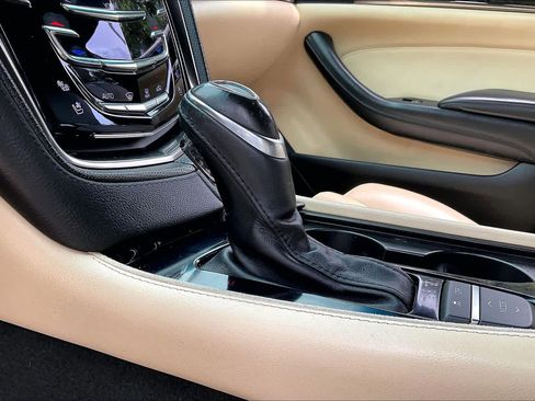 Used 2019 Cadillac CTS Luxury RWD image 17