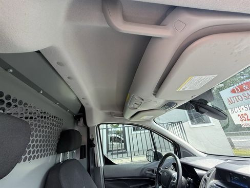 Used 2018 Ford Transit Connect XL FWD image 27