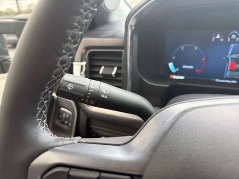 Used 2025 Ford F250 Lariat w/ Tremor Off-Road Package image 26