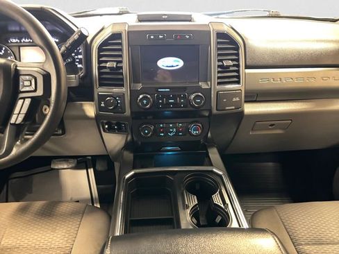Used 2022 Ford F250 XLT w/ XLT Premium Package AWD/4WD image 12