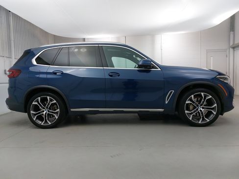 Used 2022 BMW X5 xDrive40i w/ Premium Package image 8