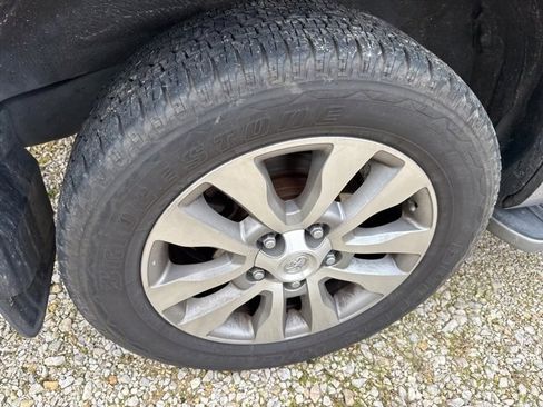 Used 2010 Toyota Sequoia Limited image 11