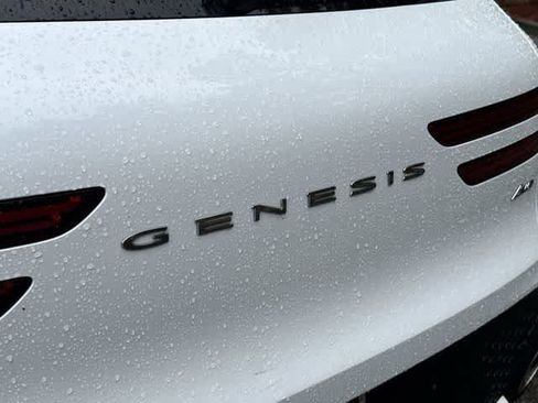 Used 2023 Genesis GV70 2.5T w/ Sport Prestige Package AWD/4WD image 11