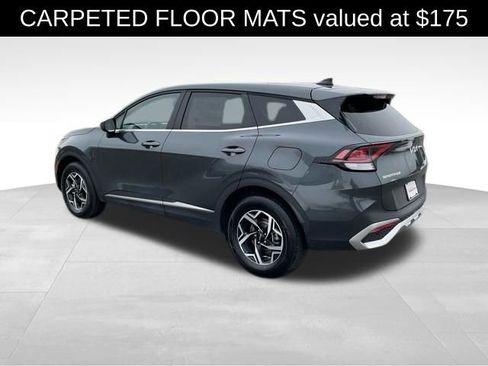 Used 2024 Kia Sportage LX image 5
