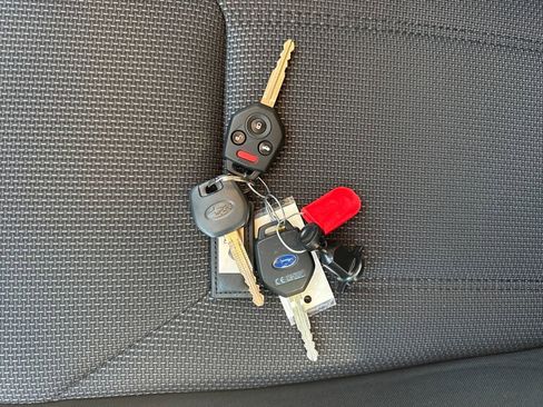 Used 2023 Subaru Crosstrek 2.0i image 29