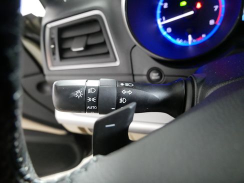 Used 2017 Subaru Outback 2.5i Premium image 32