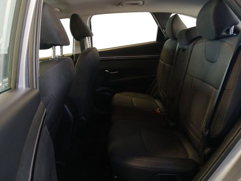 Used 2023 Hyundai Tucson SE image 13