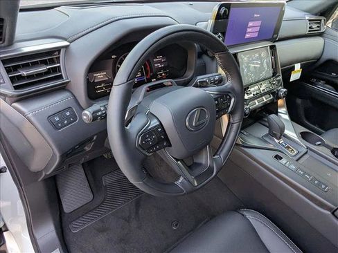 New 2025 Lexus LX 700h Luxury image 3