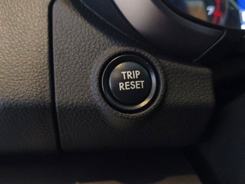 Used 2022 Subaru Crosstrek 2.5i Limited w/ Moonroof Package 2 image 13