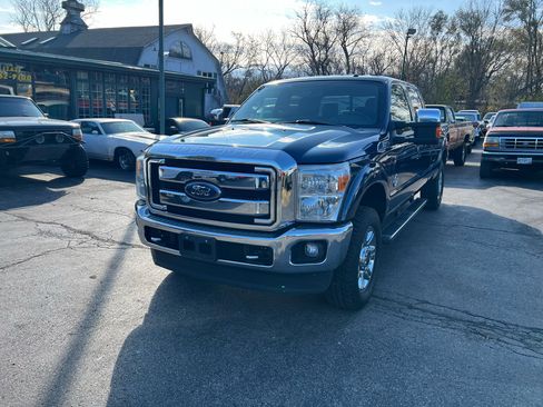 Used 2015 Ford F350 Lariat w/ Chrome Package image 2