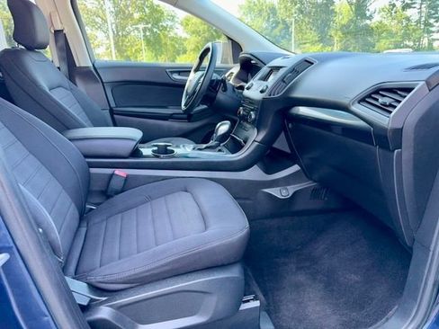 Used 2017 Ford Edge SE FWD image 8