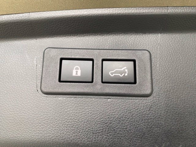 Certified 2025 Subaru Outback Premium AWD/4WD image 8