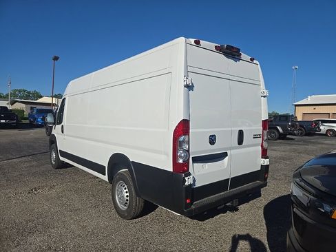New 2026 RAM ProMaster 3500 w/ Power Group FWD image 4