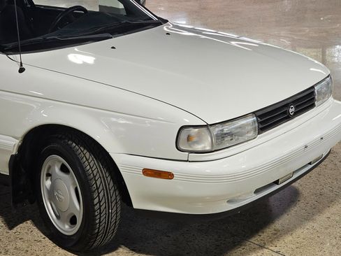 Used 1991 Nissan Sentra SE-R image 8