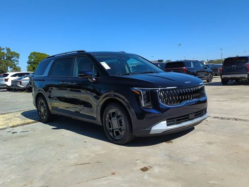 New 2026 Kia Carnival EX image 2