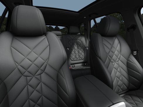 Used 2026 BMW X5 sDrive40i RWD image 11