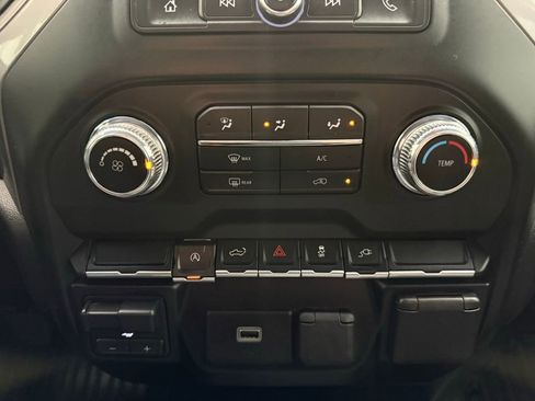 Used 2020 GMC Sierra 1500 4x4 Crew Cab image 37