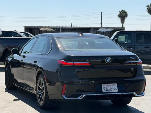 Used 2024 BMW 740i RWD image 2