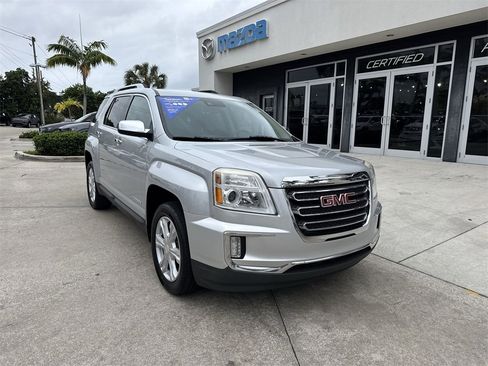 Used 2016 GMC Terrain SLT w/ Open Road Package image 8