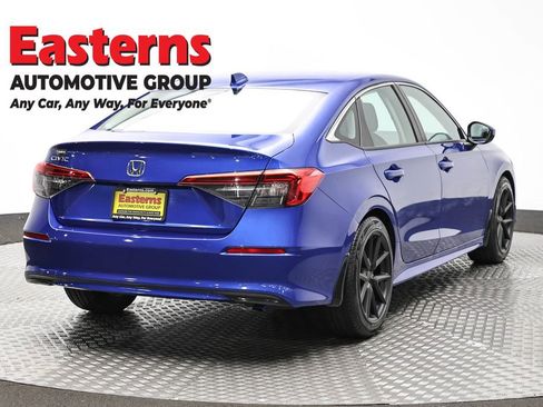 Used 2023 Honda Civic LX image 5