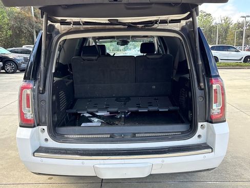 Used 2020 GMC Yukon XL Denali image 32