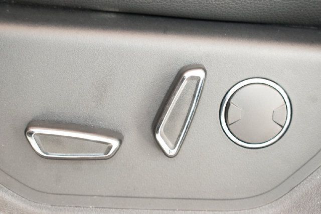 Used 2020 Ford Expedition Max Limited w/ Equipment Group 303A AWD/4WD image 24