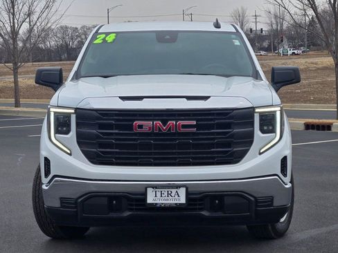 Used 2024 GMC Sierra 1500 Pro w/ Pro Value Package AWD/4WD image 3