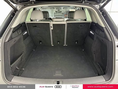 Certified 2023 Audi Q5 2.0T Premium w/ Convenience Package AWD/4WD image 9