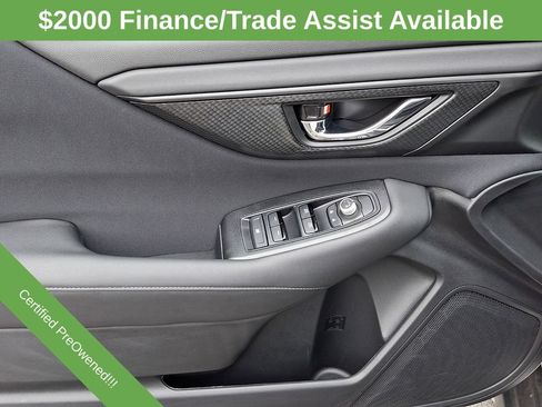 Used 2025 Subaru Outback Premium AWD/4WD image 12