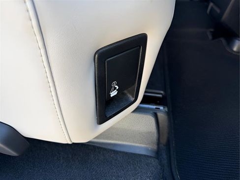 Used 2021 Lexus RX 350L FWD image 30