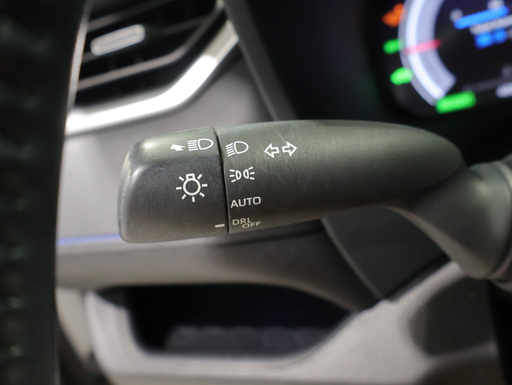 Used 2024 Toyota RAV4 XSE w/ Advanced Technology Package AWD/4WD image 39
