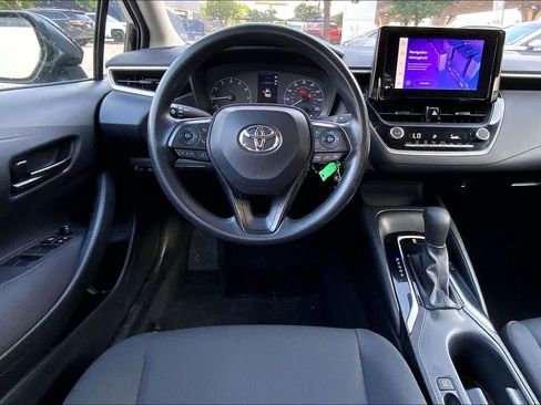 Used 2024 Toyota Corolla LE FWD image 6