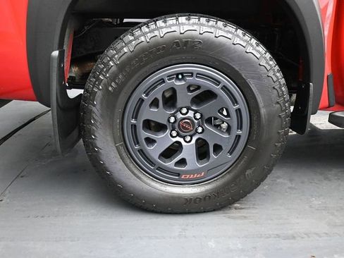 Used 2025 Nissan Frontier PRO-4X w/ Pro Convenience Package AWD/4WD image 12