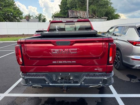 Used 2021 GMC Sierra 1500 SLT w/ SLT Premium Plus Package AWD/4WD image 17
