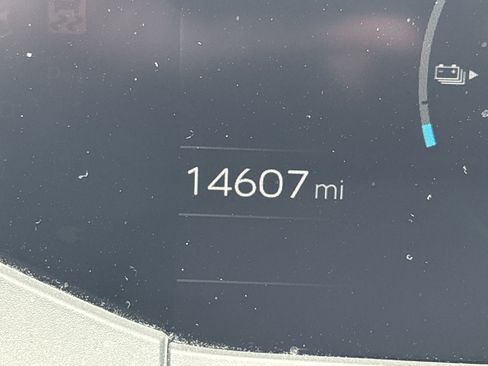 Used 2024 Toyota Prius Prime FWD image 21
